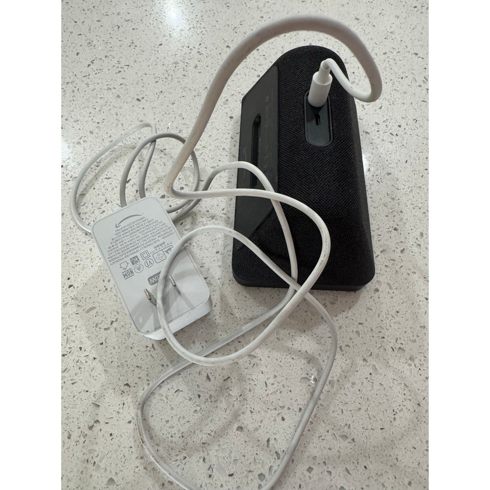 Amazon Echo Show 5 2nd Gen With Built in Alexa