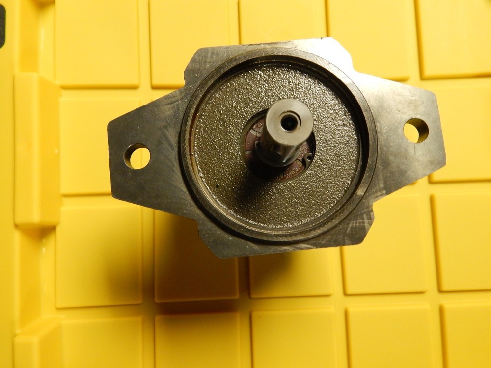 Amada HFB 170 Hydraulic pump H00258