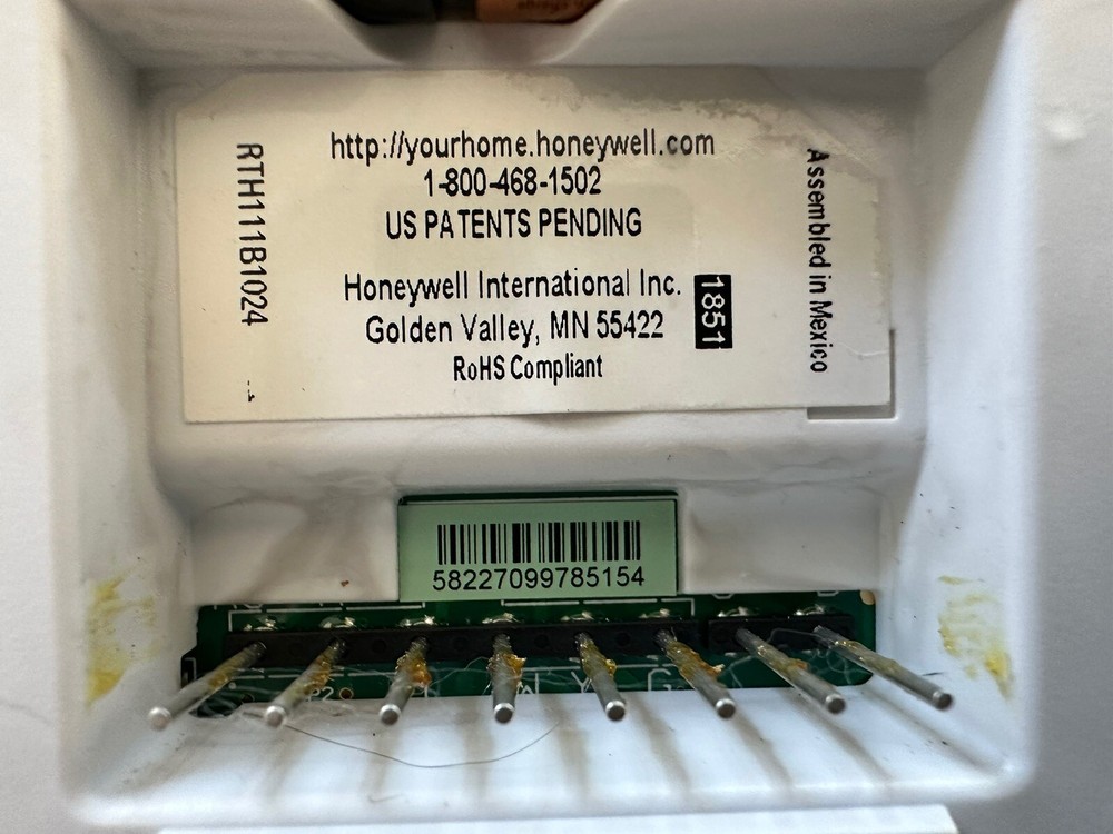 Honeywell RTH111B1024 Digital Non-Programmable Thermostat - White