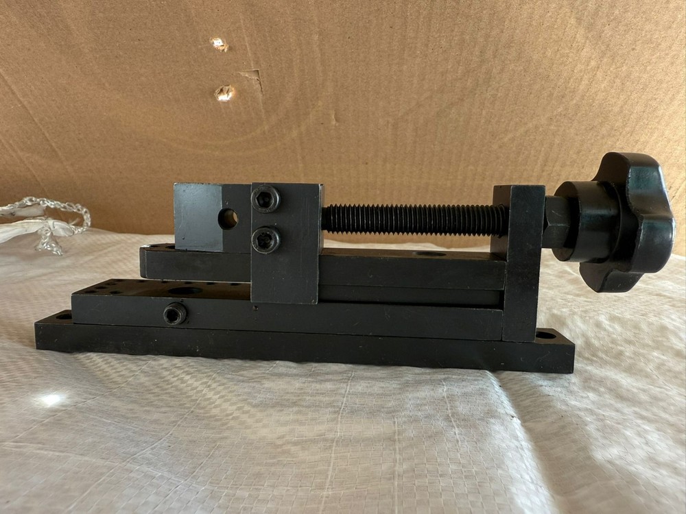 Mini Universal Metal Bender