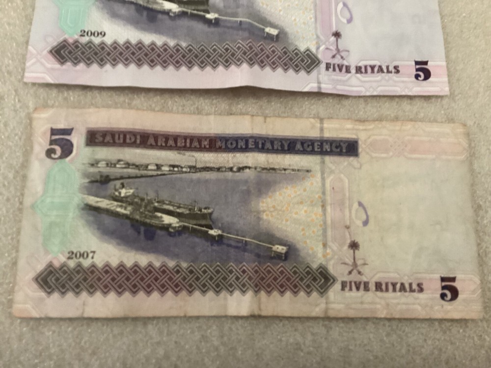 2 SAUDI ARABIA 5 RIYALS