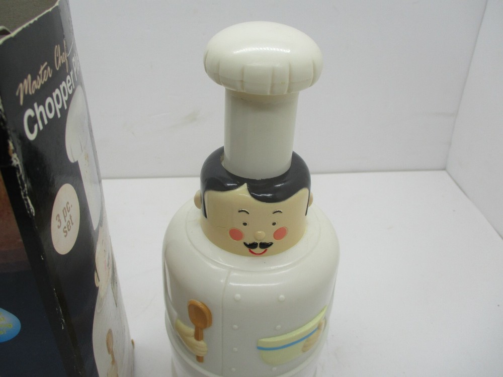 Master Chef Chopper Plus Looks like a Little Chef