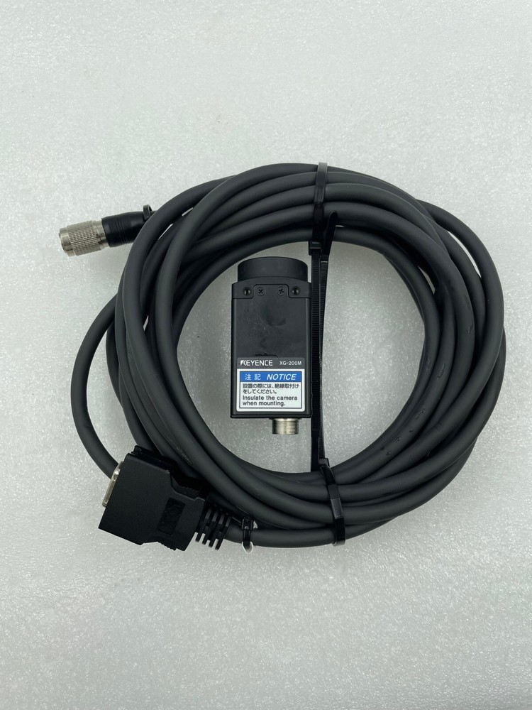 Keyence XG-200M CCD Camera with CA-CN5 Cable
