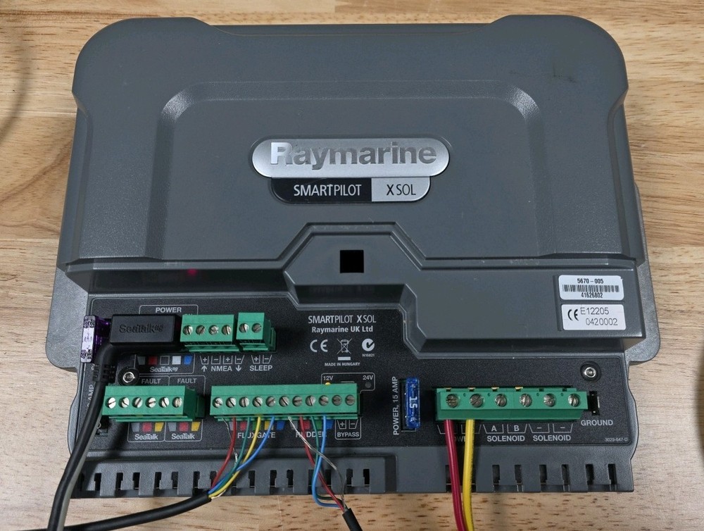 Raymarine SMARTPILOT XSOL E12205 Auto Pilot - Tested