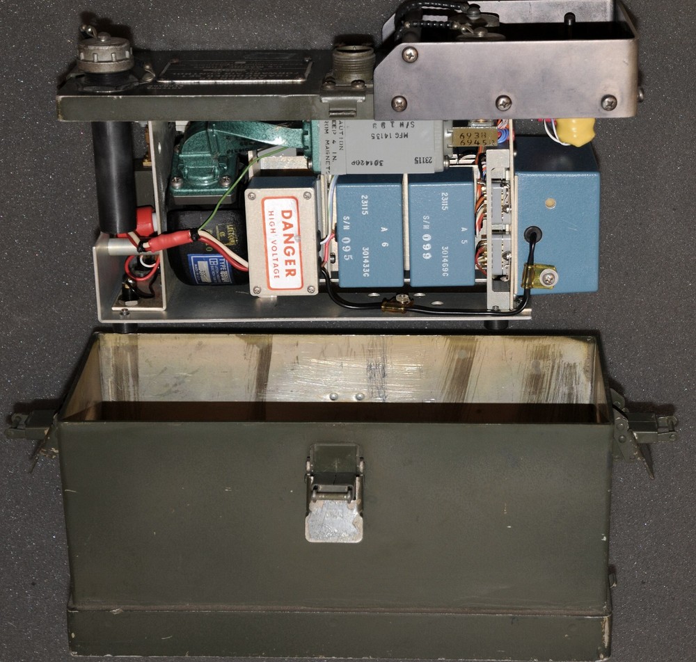 AN / PPN-18 Transponder Set – Forward Air Control