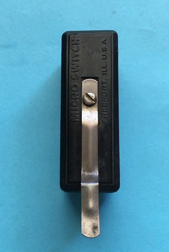 *NOS *BZ-RL8-MICRO SWITCH -FREE SHIPPING*