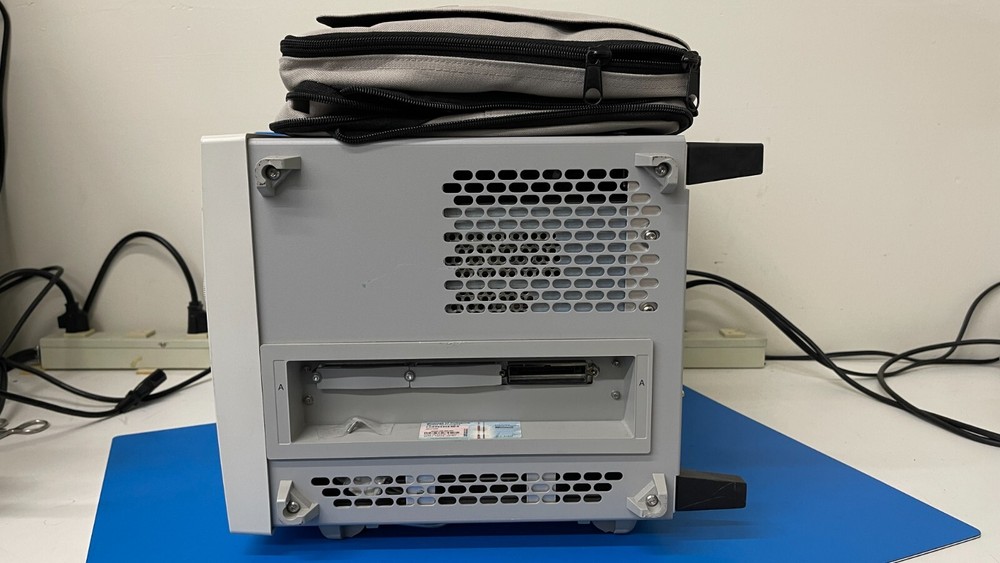 Agilent 16801A Logic Analyzer With Options 101, 102, 111