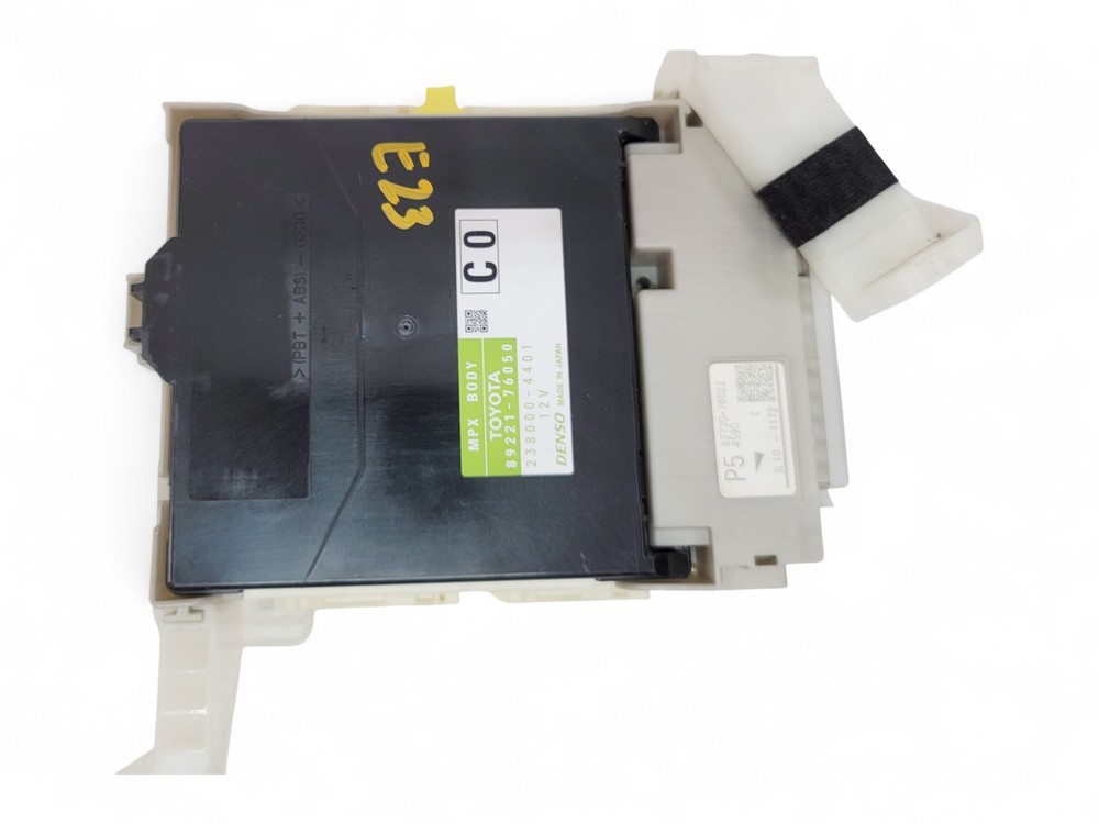 2012-2014 Lexus CT200h Fuse Box Multiplex Module Network Control 89220-76121, E0