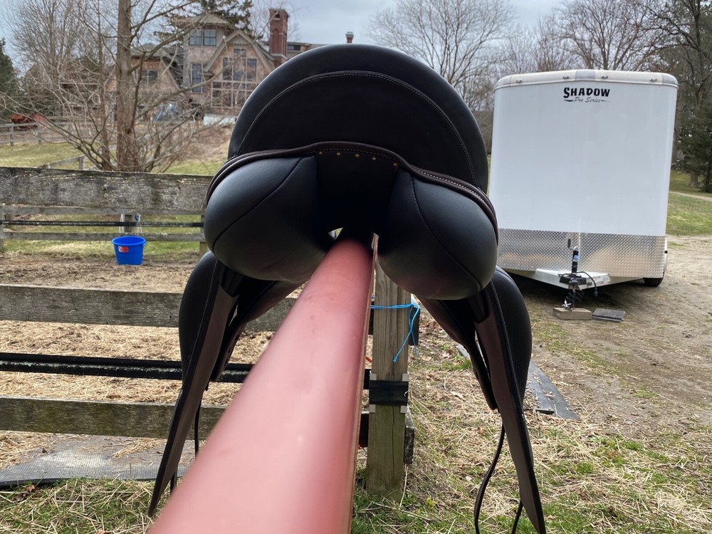 Hrimnir Passion 17.5 exchange gullet system Saddle