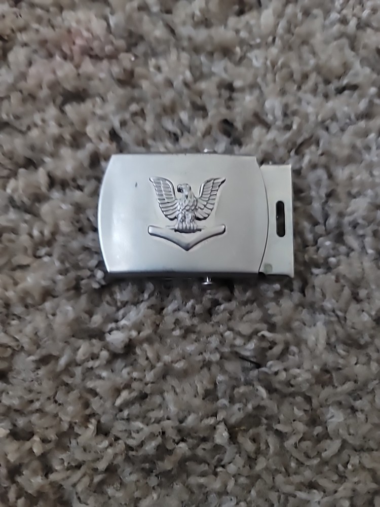 U S NAVY V 21 BELT BUCKLE