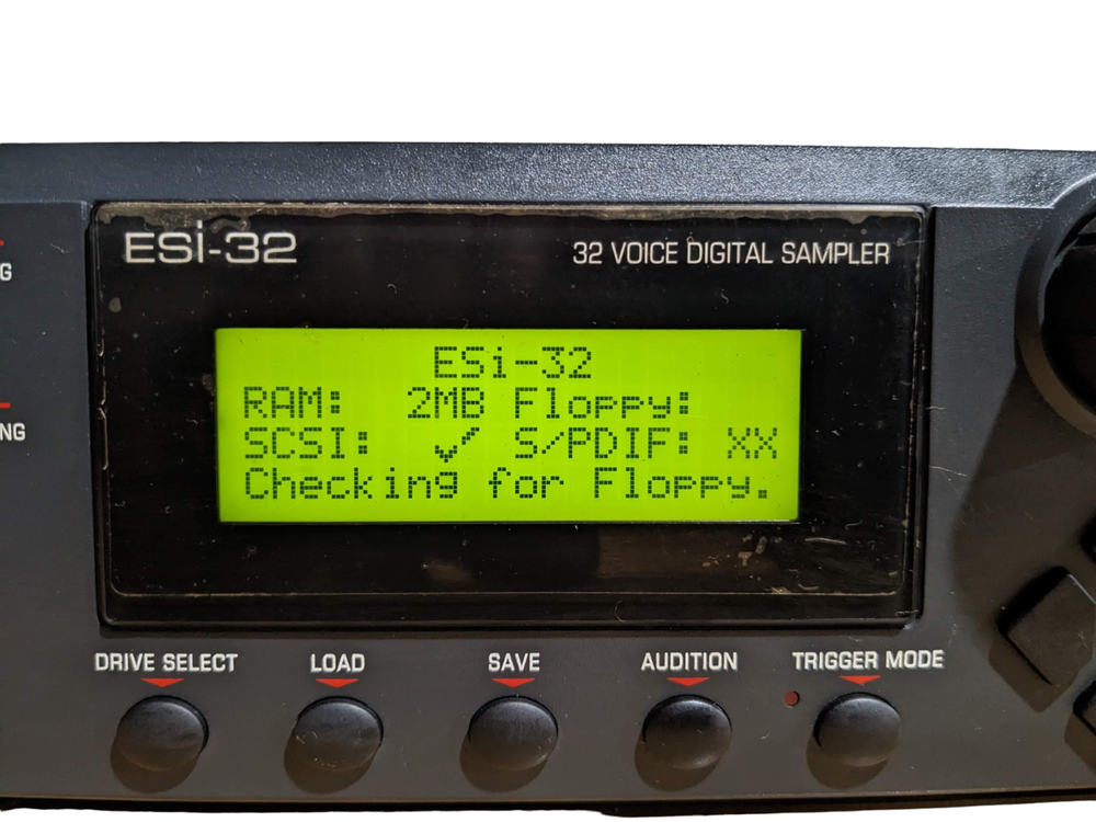 Powerful E-MU ESI-32 Rackmount 32-Voice Digital Sampler Pro Functionality