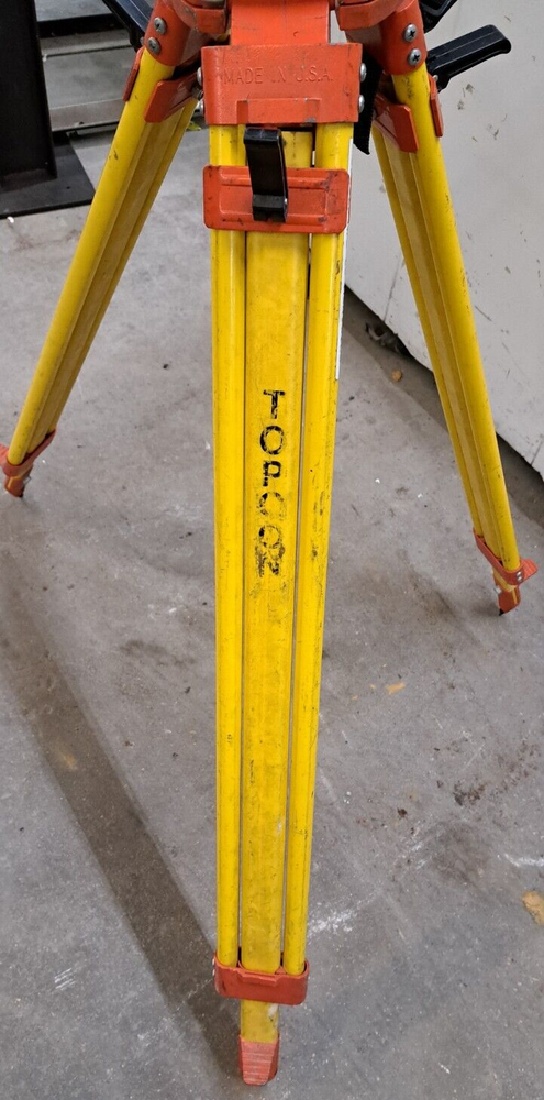TOPCON ADJUSTABLE TRIPOD 42" CLOSED HEIGHT 64" MAXIMUM HEIGHT
