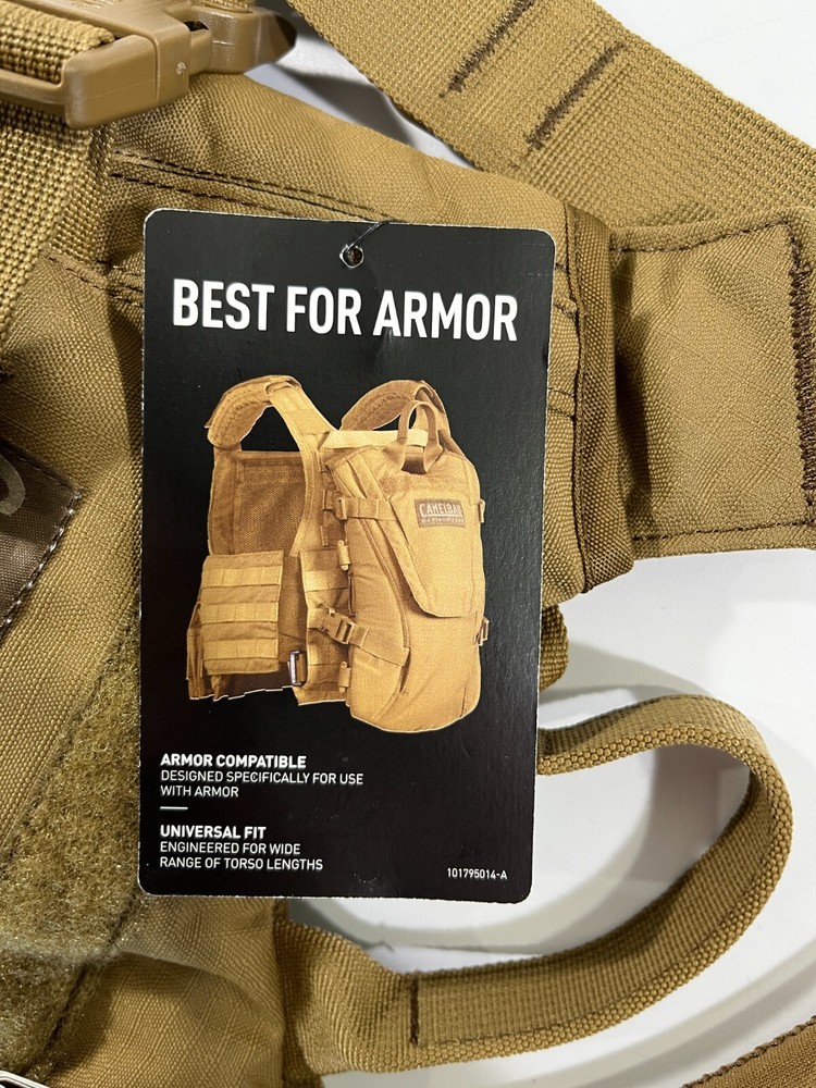 NWT CAMELBAK THERMOBAK ARMOR 85 oz / 2.5L HYDRATION SYSTEM COYOTE TAN