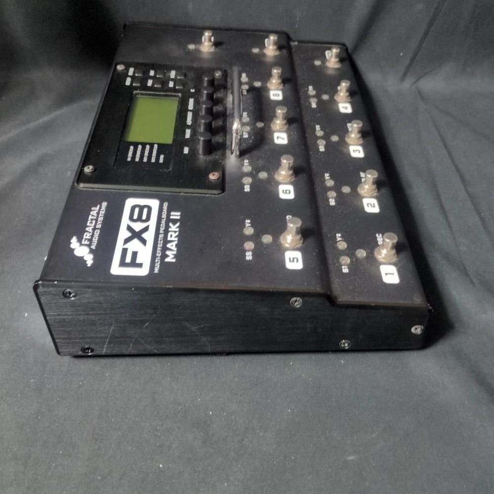 Fractal Audio Systems FX8 Mark II Multi-Effects Processor