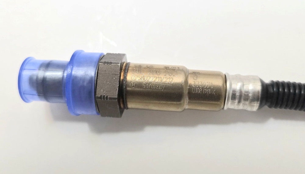 GENUINE VOLKSWAGEN , AUDI OXYGEN SENSOR LAMBDA 06L906262G, 06L-906-262-G