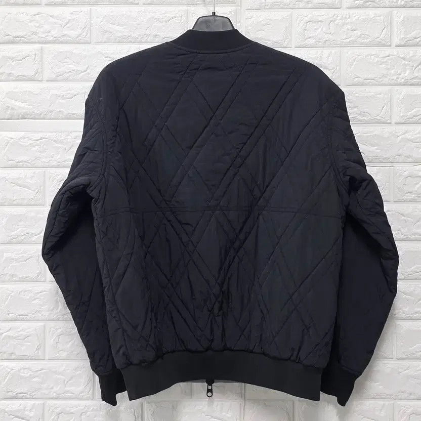Umbro M 22s Reversible Quilted Jacket C118