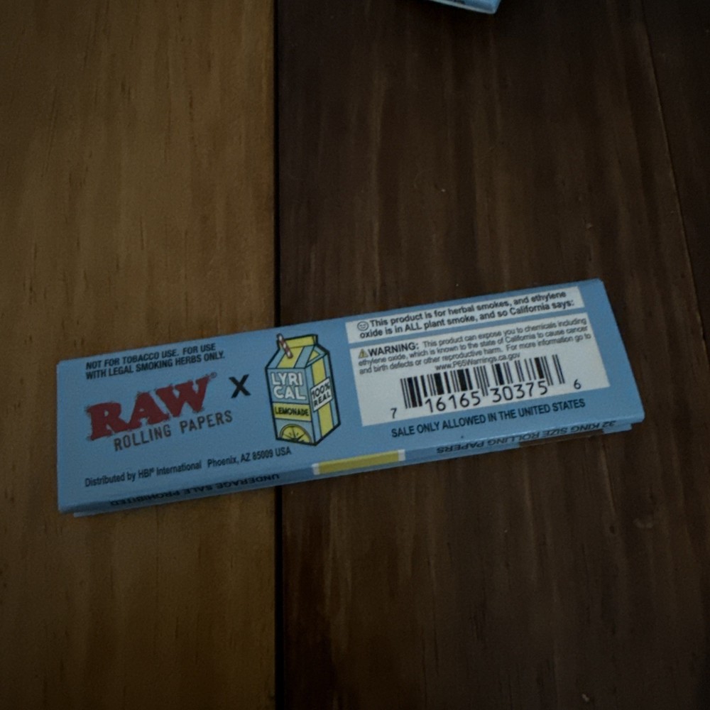 Raw Lyrical Lemonade King Size Rolling Papers