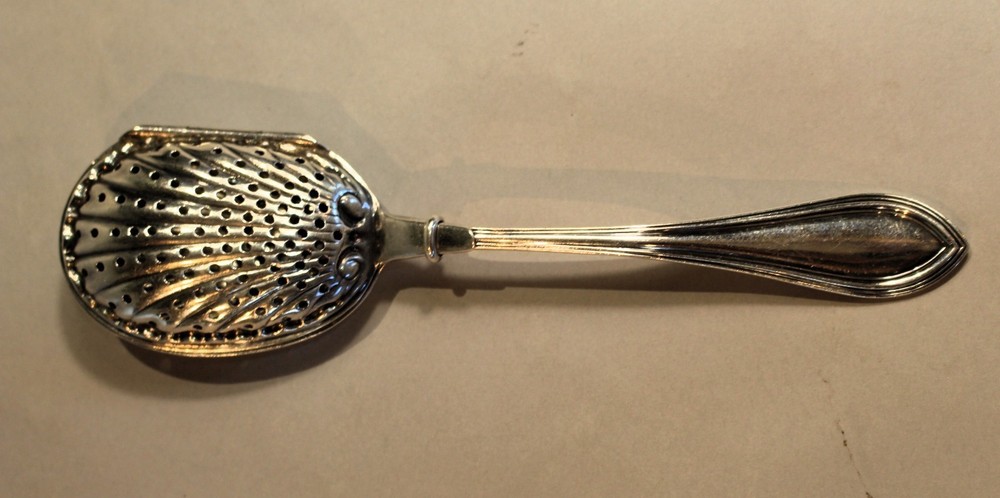 American Sterling  Shell Shaped Tea Strainer (Possibly Whiting) c. 1918