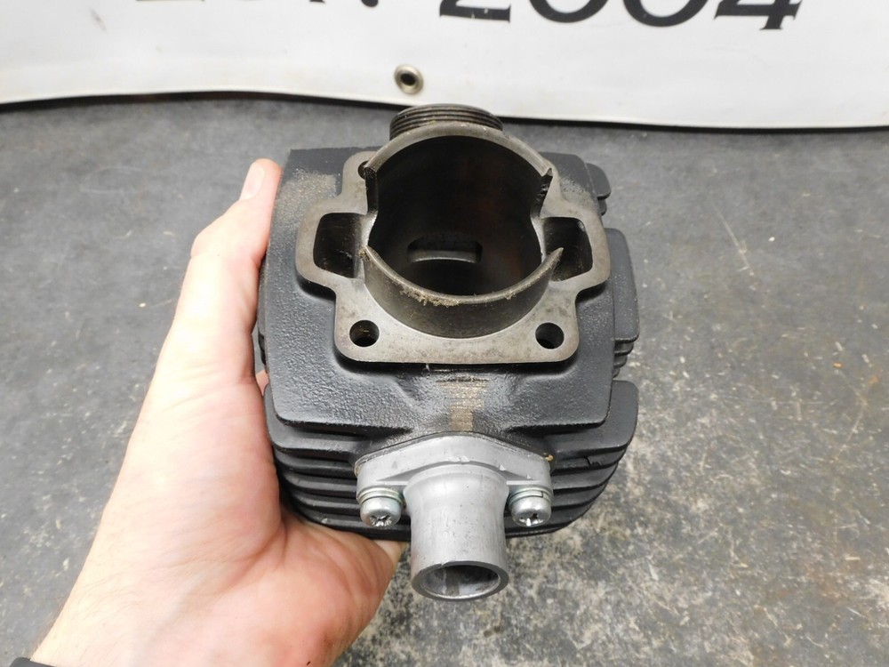 Yamaha Cylinder Barrel & Piston 2463