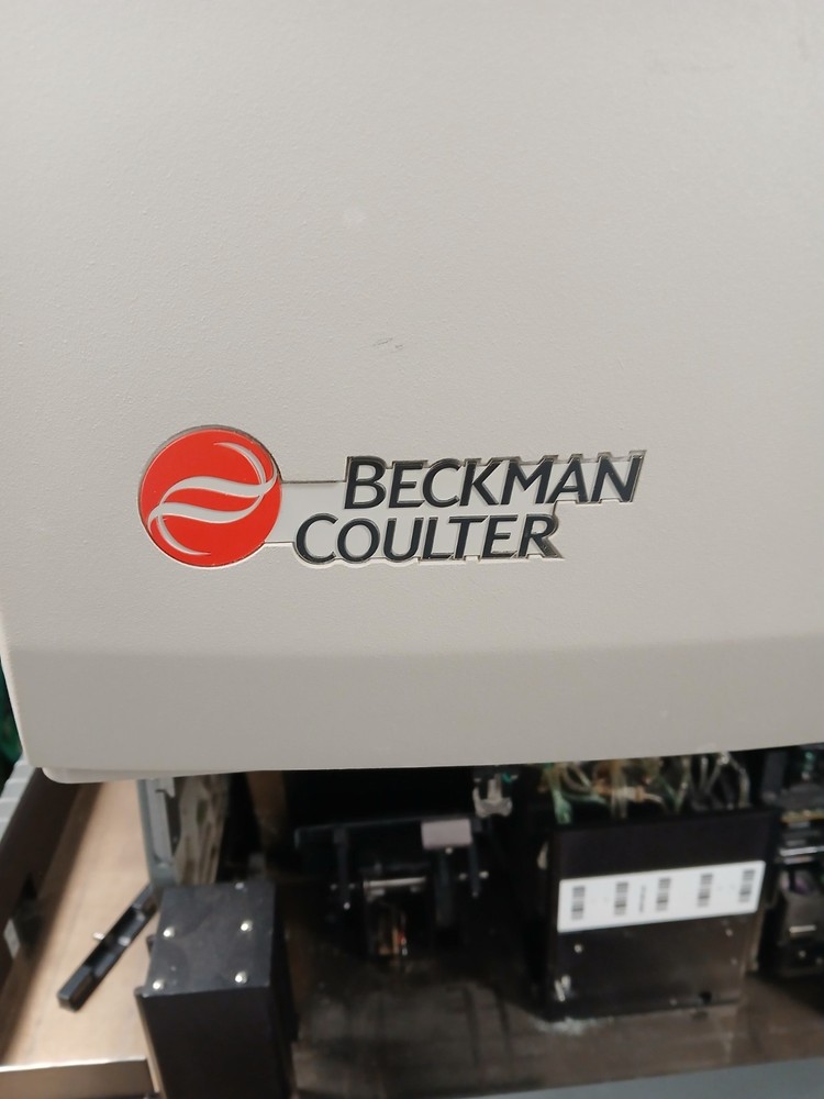 Beckman Coulter DxH 800 Cellular Analysis System with Computer/Software