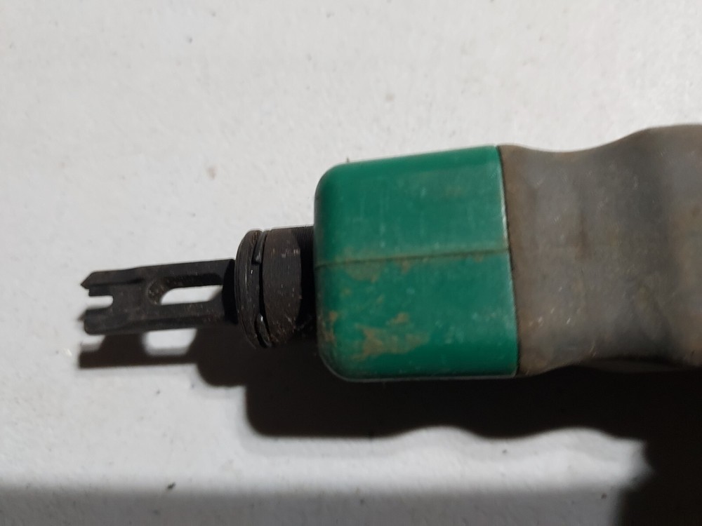 Impact Punch Down Tool With 110 Blade