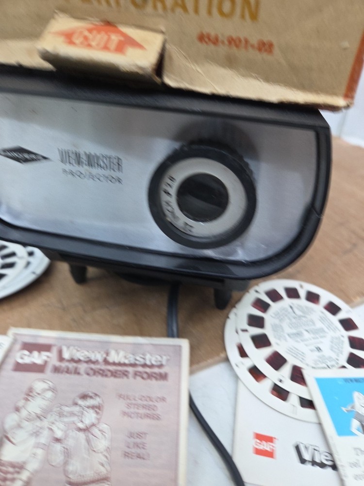 View Master 100 Deluxe Projector Sawyer’s - Tested - Works Great!