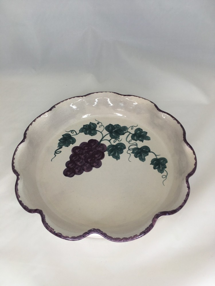 grapes scallop quiche dish ceramic stoneware