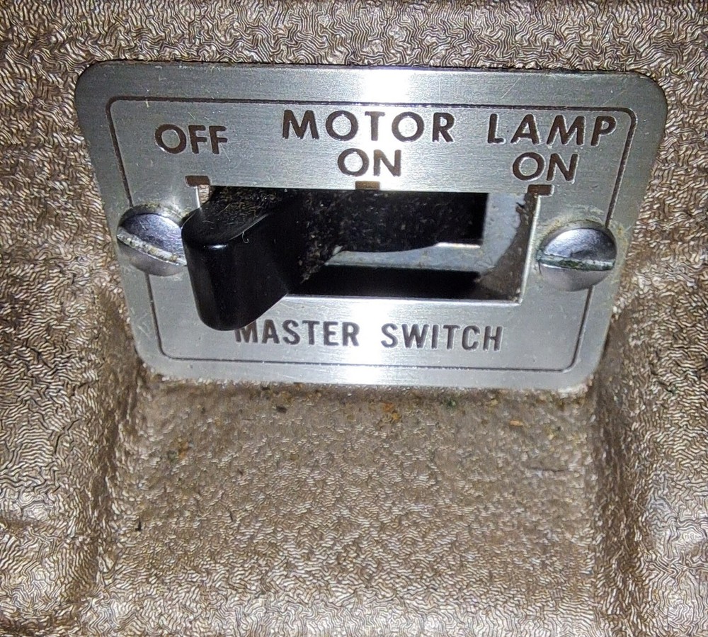 Vintage 1950's Keystone K-68 8mm Projector
