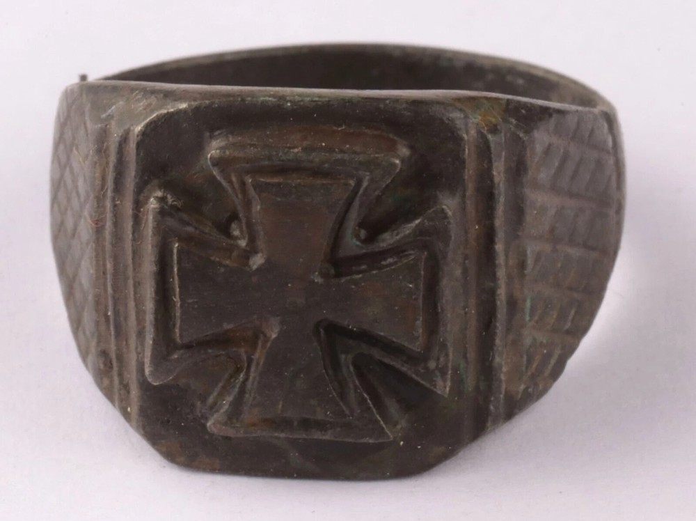 WW 2 GERMAN IRON CROSS RING