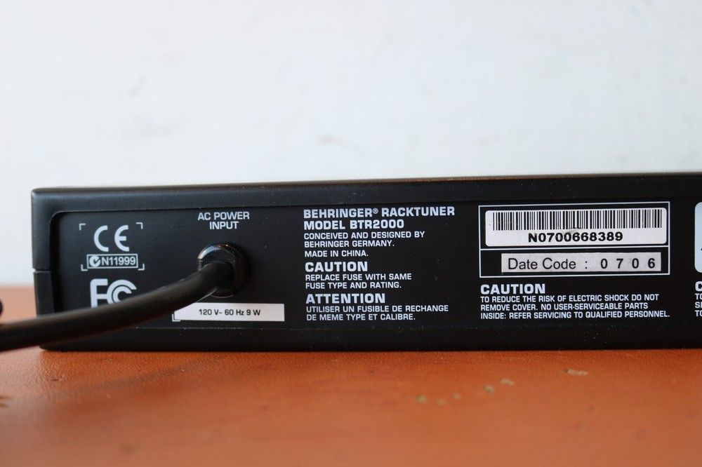 Behringer BTR2000 2-Channel High Performance Racktuner