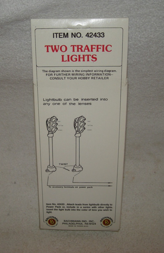 New Bachmann HO 42433 Two Traffic Lights