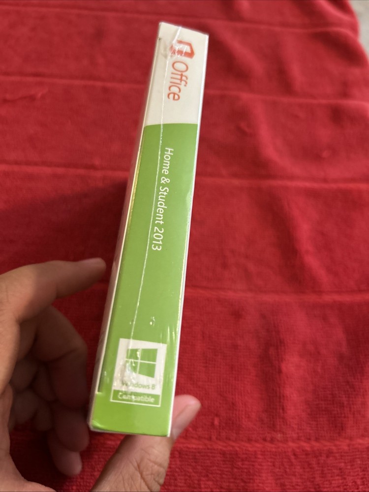 MS Microsoft Office 2013 Home and Student Full English Retail Boxed Version