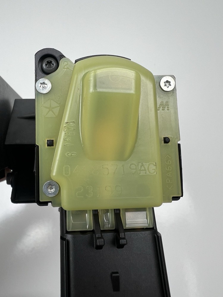 05 06 07 08 Chrysler 300 Ignition Switch Receiver Module