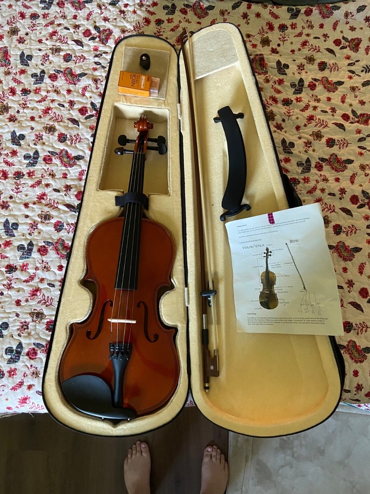 Crescent Student Violin 4/4 Wooden 4 String