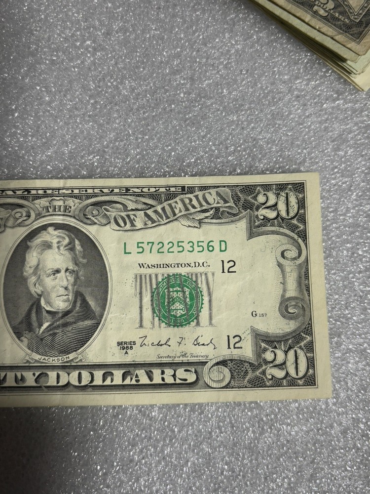 1988A $20 Error Note W/extra ink , Ink Bleeds and slightly Off Centered/Miscut