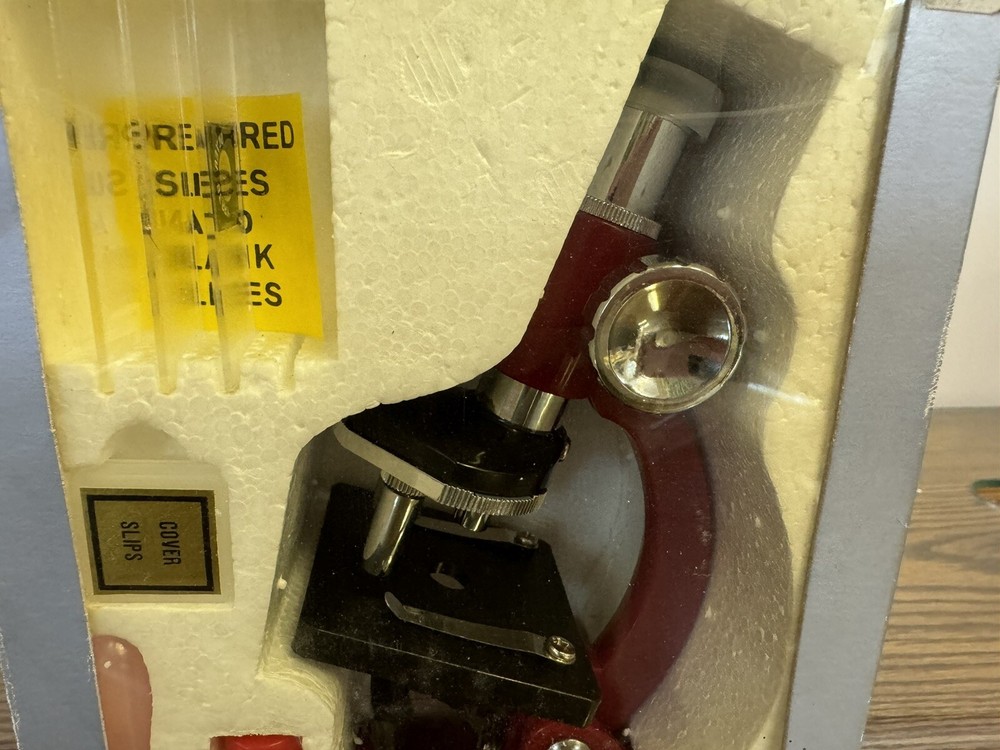 Vintage - 1988 Tasco 300E Variable Power Microscope with Discovery Kit