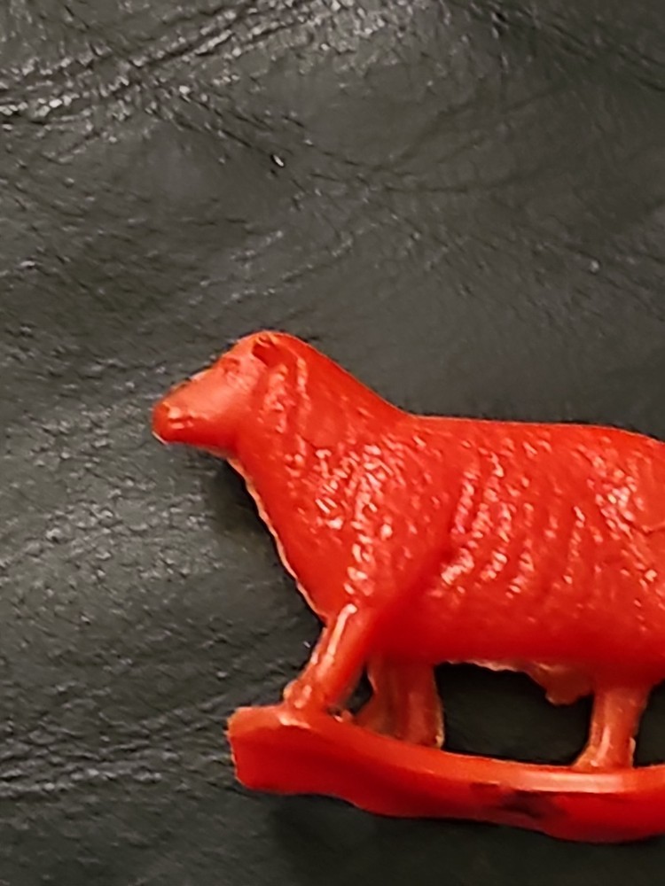 Processed Plastic Sheep Red Unbranded- 2 Inx 1 Ib