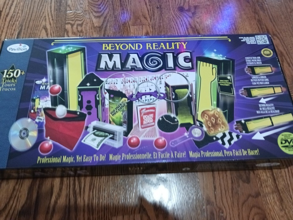 Magic Kit Over 150 Tricks w/DVD