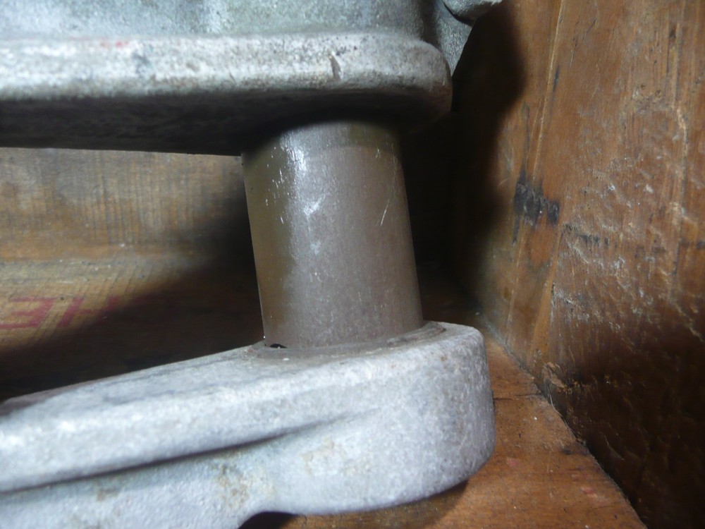 Pipe-Tytes MP4 1 3/8" hole puncher