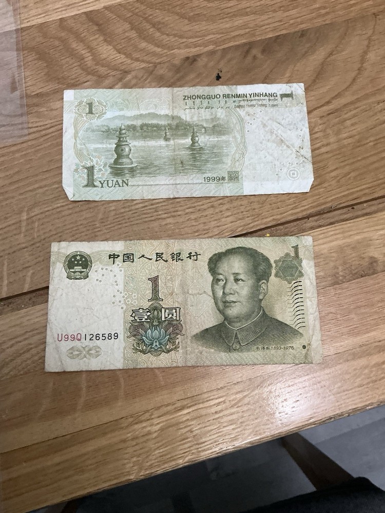 8 Assorted Banknotes Of The World