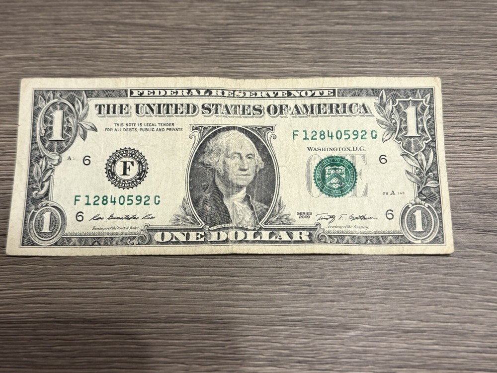 Over Ink Print Error 2009 $1 Dollar Bill
