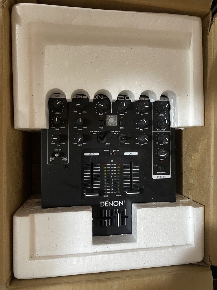 Denon Mixer & Turntable