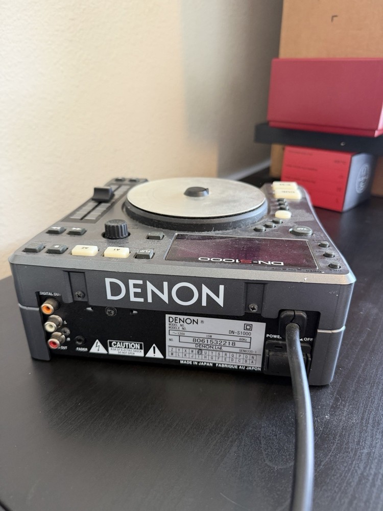 Denon DN-S1000 tabletop DJ CD/MP3 player