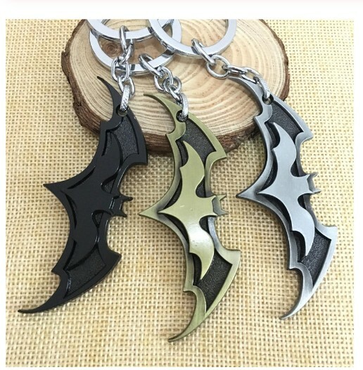 j KEYCHAIN BAT SUPERHEROES SHELL GIFT IDEA KEYCHAINS SHIELD HAMMER