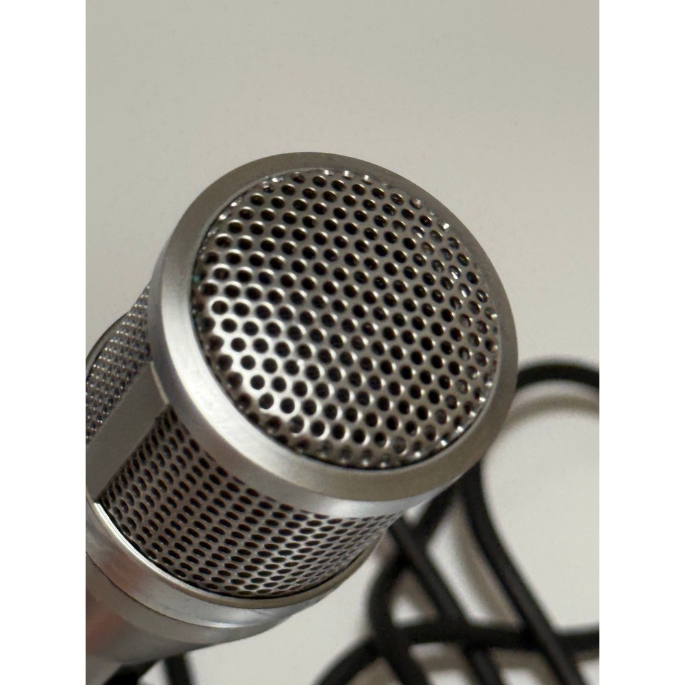 Vintage AKAI ADM-40 Dynamic Microphone