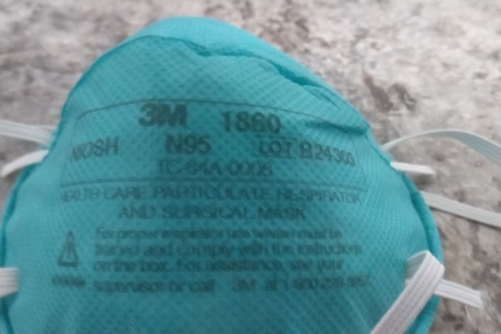 3M 1860 20 Pk Size Medium Green Disposable Respirator