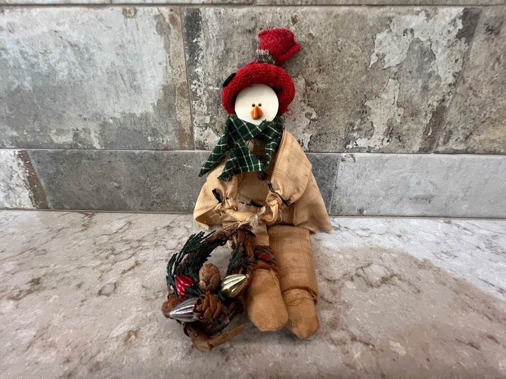 Primitive Snowman Shelf Sitter