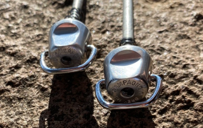 Campagnolo Record Quick Release / Skewer Set