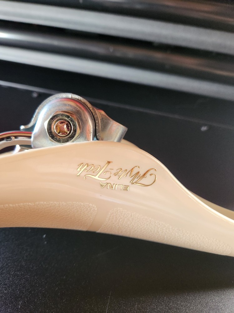 nos elina flyte tech seat