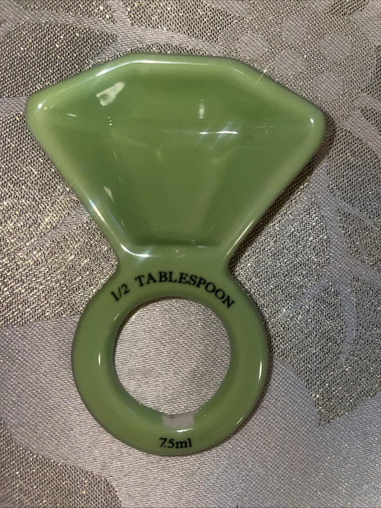 FRANCESCA'S Gem 4 Measuring Spoon Set Ceramic Engagement Ring Pastel Colors